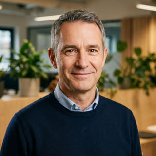 Directeur général de Essor Invexaro, James Mitchell